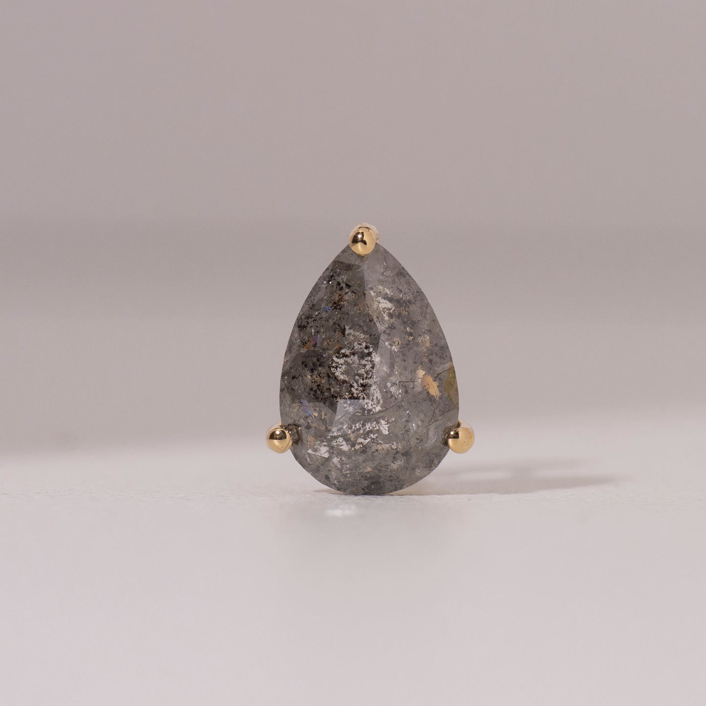 ナチュラルダイヤモンド ピアス K18YG ペアシェイプ 1.06ct (Eps106)