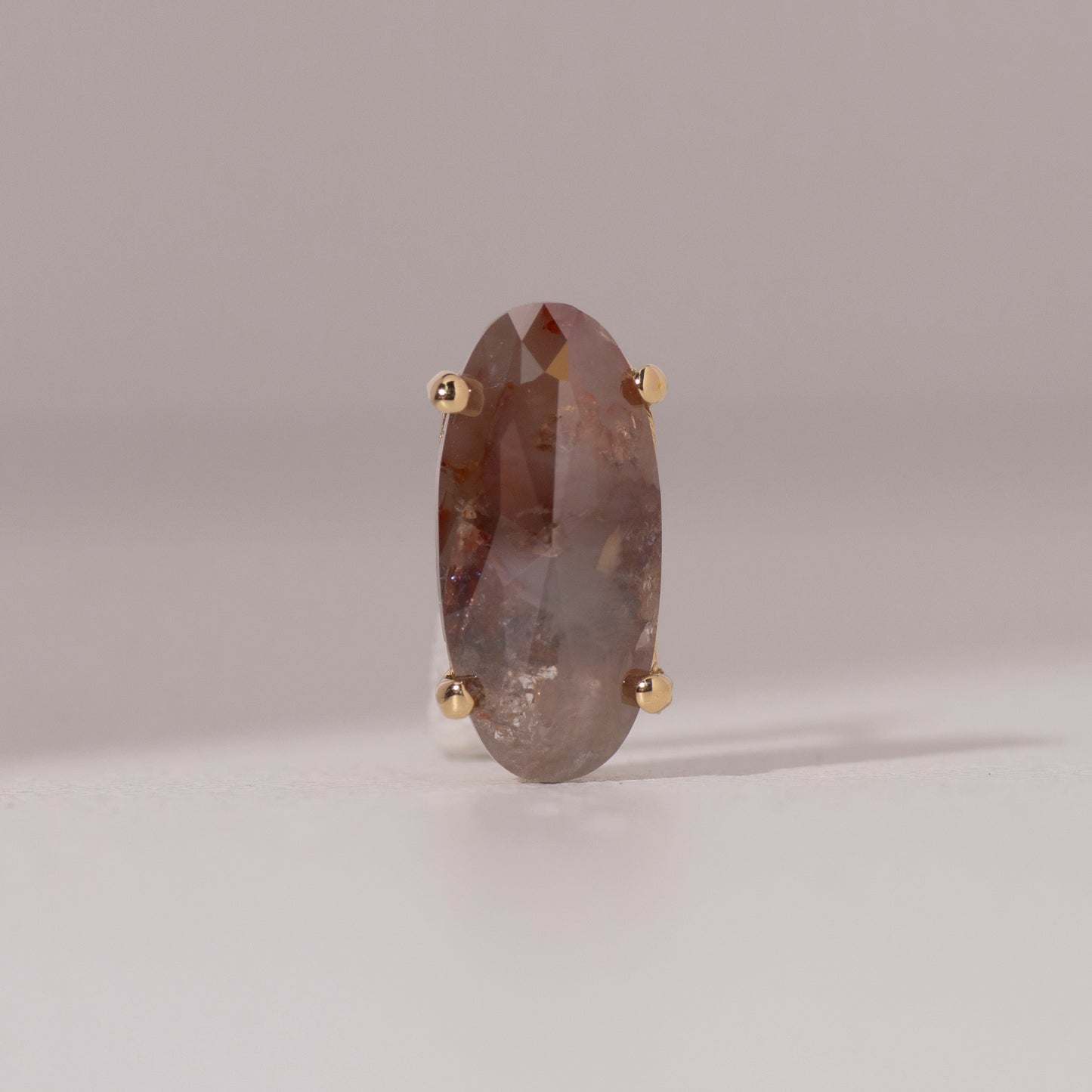 ナチュラルダイヤモンド ピアス K18イエローゴールド オーバル 2.42ct (Eov242)